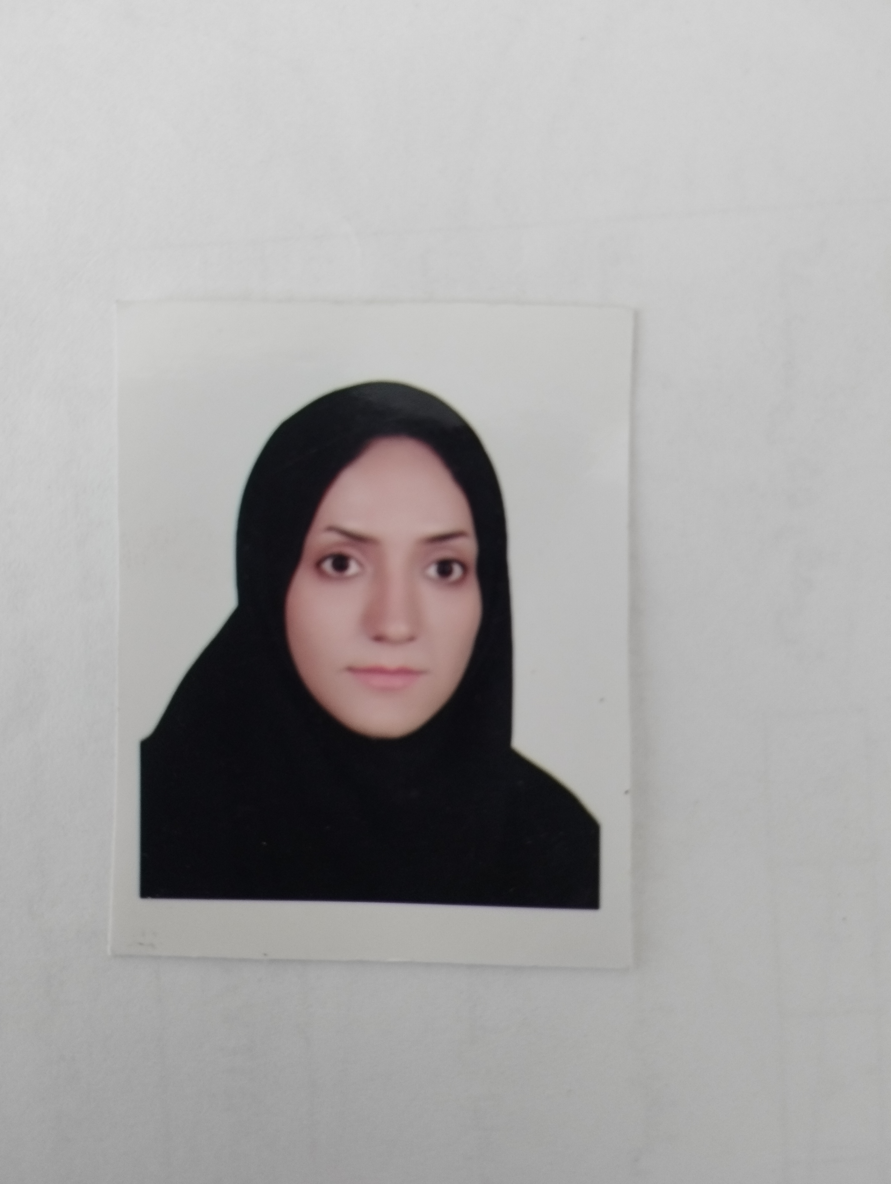 عاطفه  کرمی طاهر