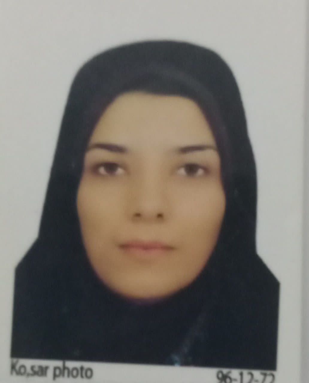 زینب کریمی