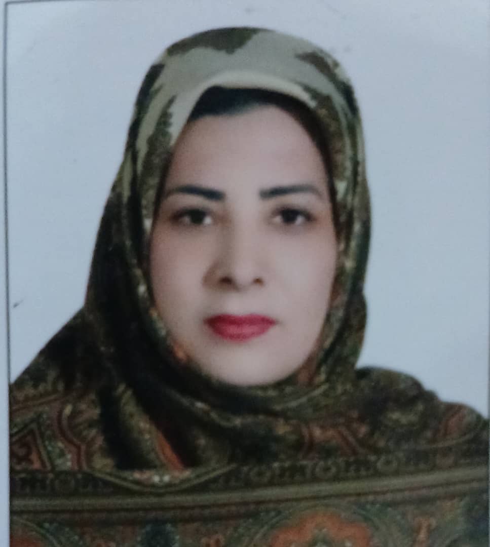 عایشه صالحی نیا