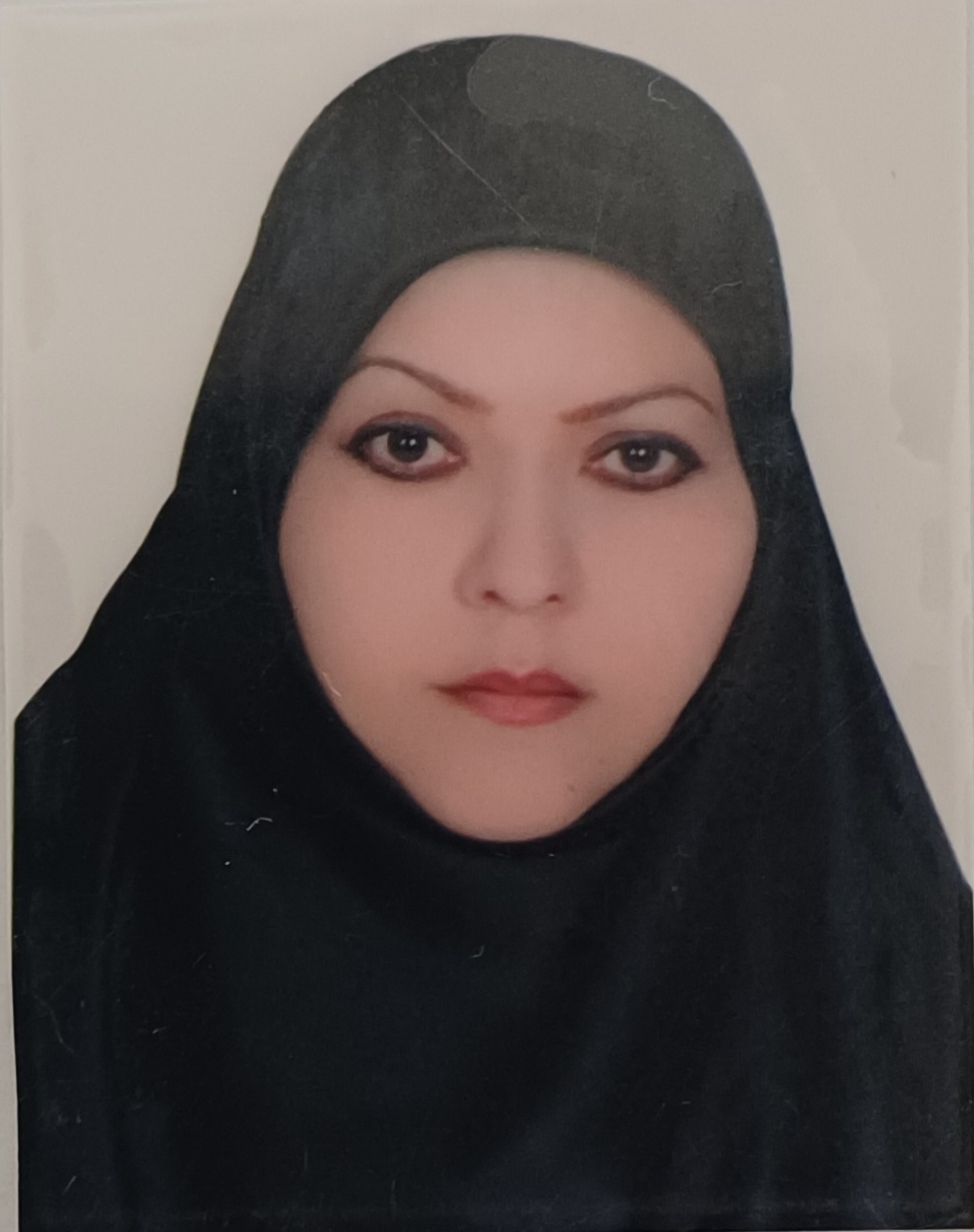 اقدس یزدی پوران